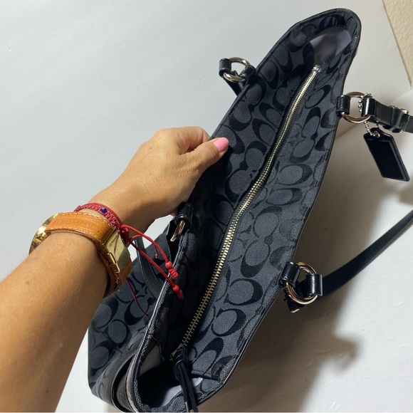 Coach Signature Gallery East West Black  Tote Handbag Purpose - Picture 4 of 16
